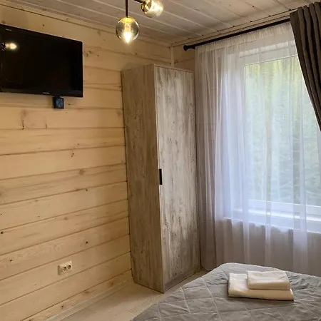 Hotel Dykyi Med