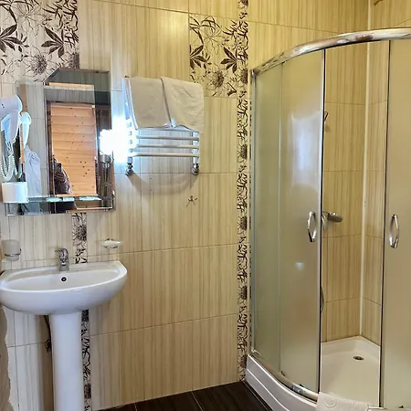 Hotel Dykyi Med