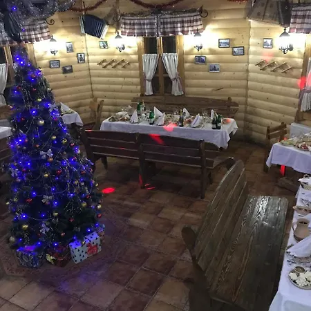 Dykyi Med Hotel Tatarów