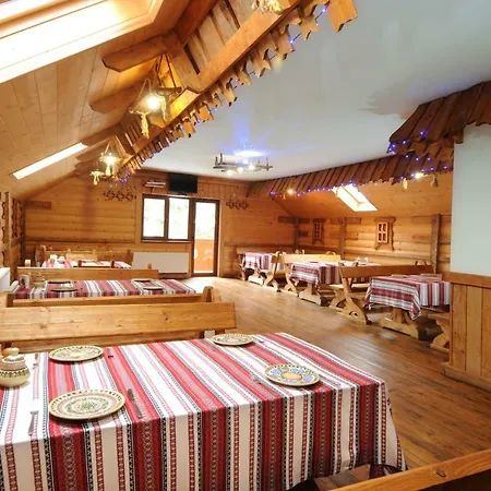 Hotel Dykyi Med Tatarów