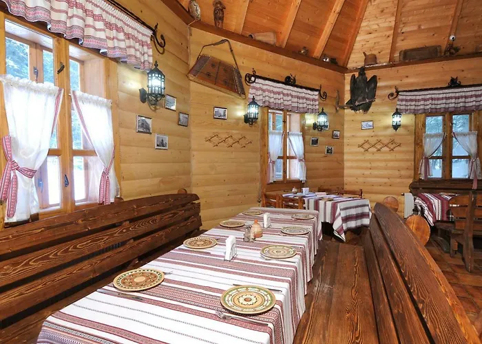 Dykyi Med Hotel