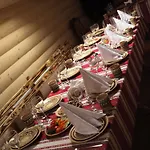 Hotel Dykyi Med *
