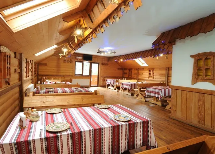 Otel Dykyi Med Tatariv